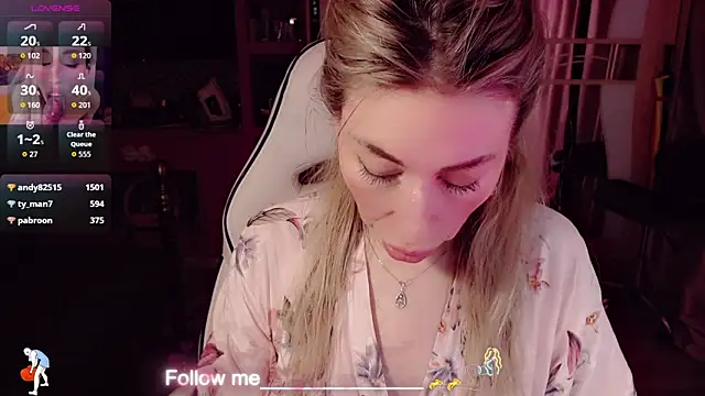 XXX chat uživo modela AnnieGOld_