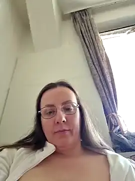 Goodass7 live XXX chat