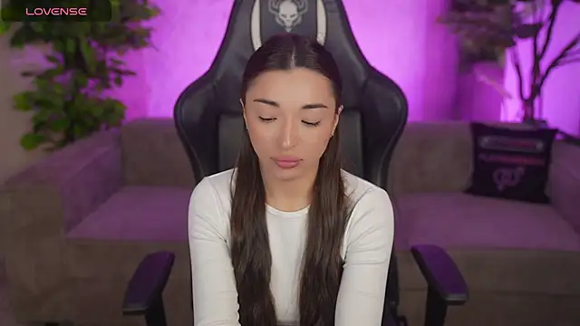 Jasmine_Flow Live XXX Chat