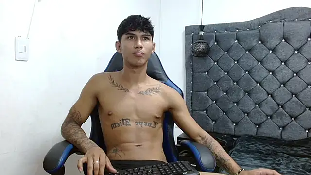Show Webcam de luka_big18