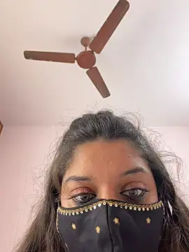 Webkamerová show Sirishateluguammai