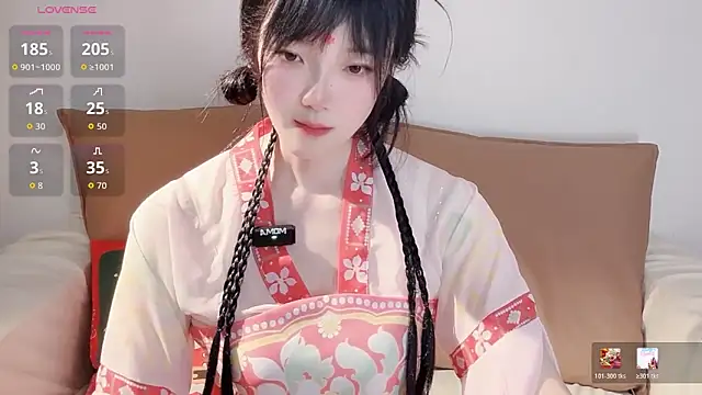 upoo7lt's Live XXX Chat