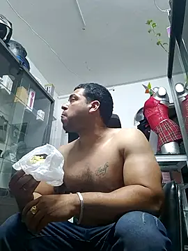 mago_vive: διαδικτυακό σόου στην κάμερα