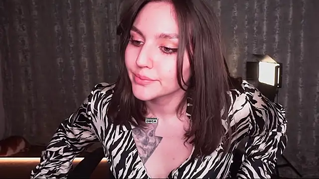 Hoot_owl_cb Show in webcam