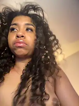 bella__honey: вебкам-шоу