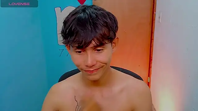 tanjiro_cute Adlı Modelin Web Kamerası Şovu