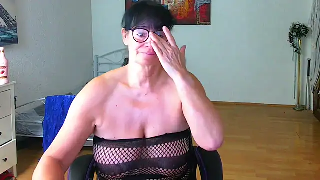 Sylly 即時 XXX 聊天