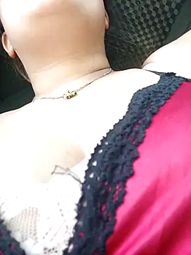 Irene-01 Show Webcam