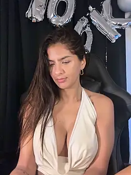 chicachocolate01 Webcam show