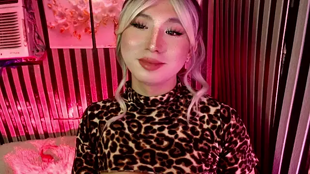 HoresCOCKLUCY 在線直播表演