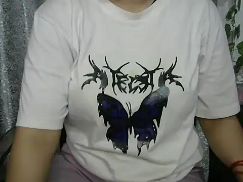 Charm_Queen's Live XXX Chat