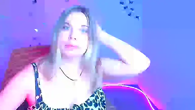 Amanda_Swannn: απευθείας συνομιλία ΧΧΧ