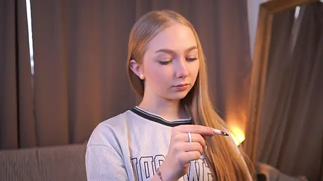 JaimeeBroadstreet Adlı Modelin Canlı XXX Sohbeti