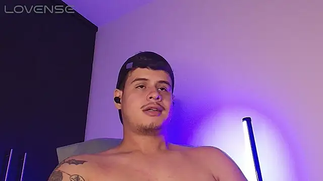 BjornSteel Adlı Modelin Canlı XXX Sohbeti