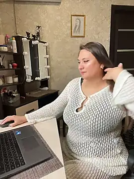 AgathaMyers 现场XXX聊天