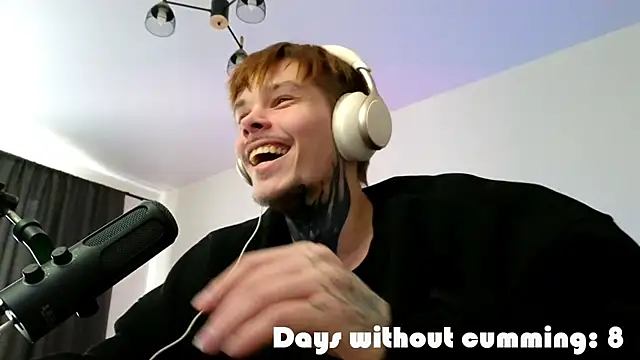 DENIS_HERE Show Webcam