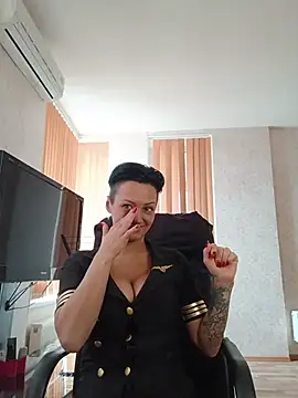 Chat +18 de EhidnaLowq ao vivo