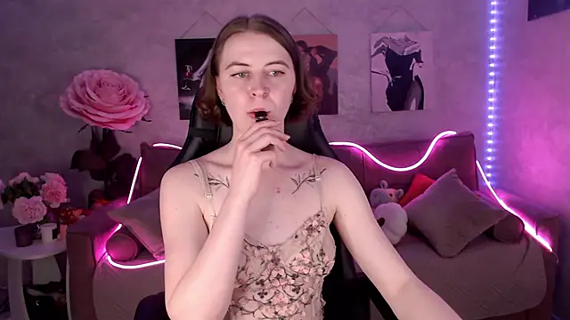 Chat +18 de tiffany__burn ao vivo