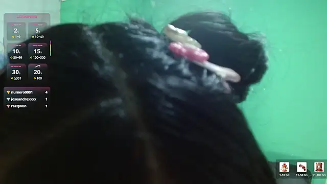 avaleri_cherry Show in webcam