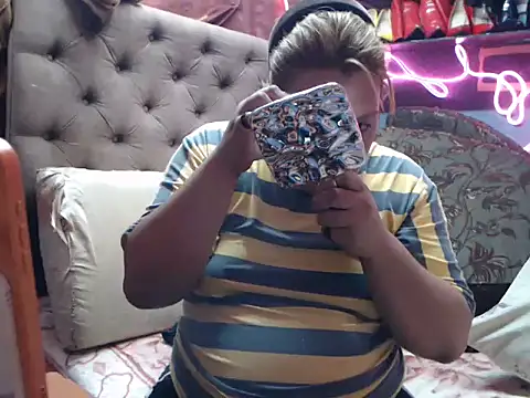 Živý XXX chat HotAsianAlbin19