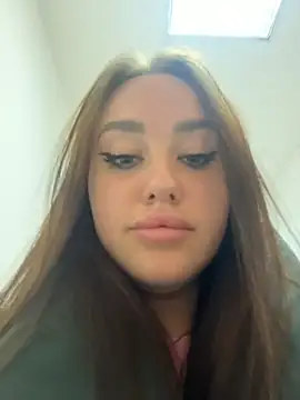 Chat XXX ao vivo de KiraSunshine