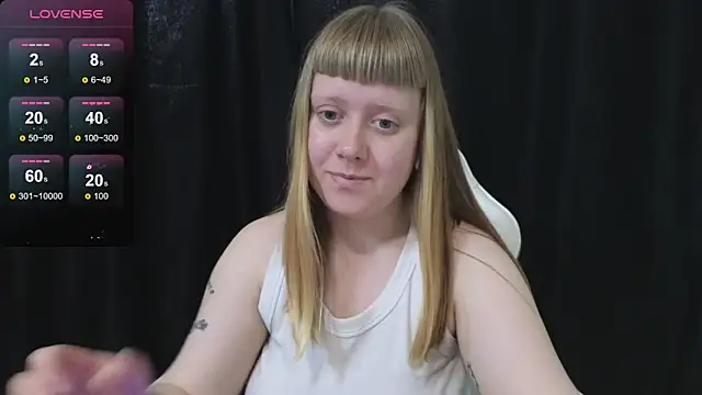 June_shy0のライブXXXチャット