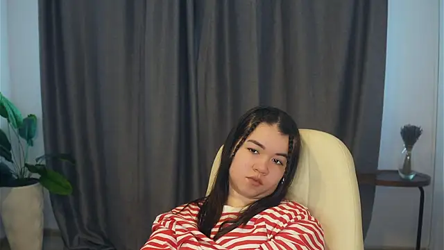 Show de ShanaYock na webcam