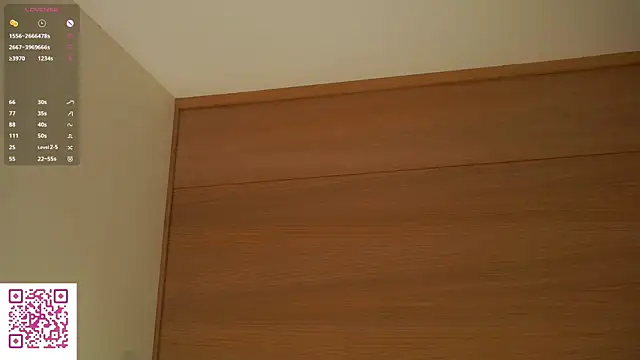 JuleeSamec's Live XXX Chat