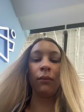 Chat XXX ao vivo de SashaCatt