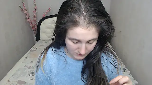 Holliy_Cooper Live XXX-chat