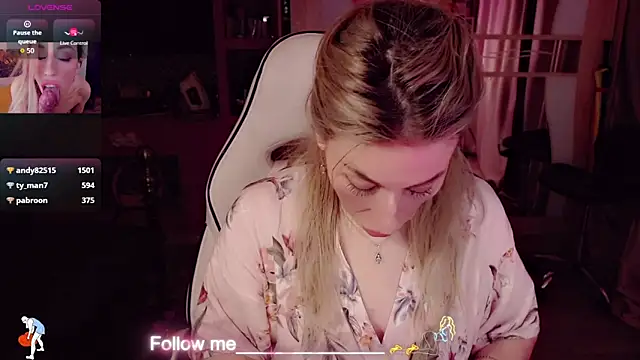 AnnieGOld_n Live XXX chat