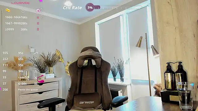 دردشة HotyPlays الجنسية المباشرة