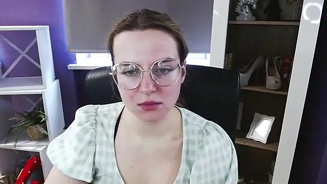 Zoey_Erotic Obrolan Langsung XXX