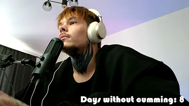 DENIS_HERE: онлайн-секс-чат