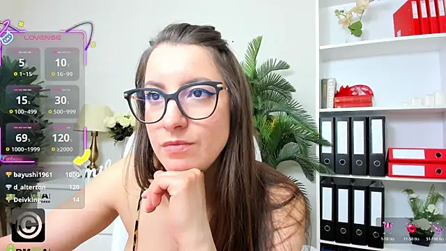 amayawest: онлайн-секс-чат