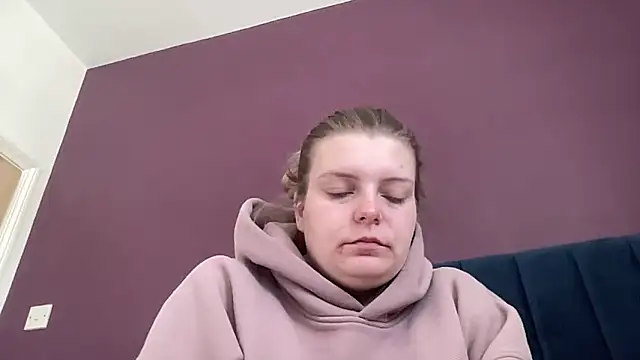 Ellarose-xo's Webcam Show