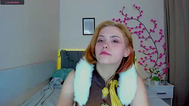 DellaRowsn Live XXX chat