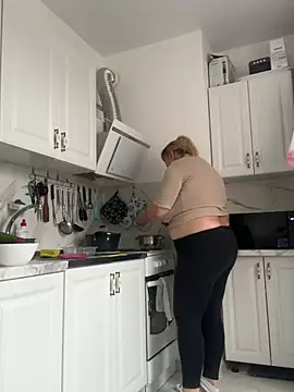 LanaSoftt's Live XXX Chat