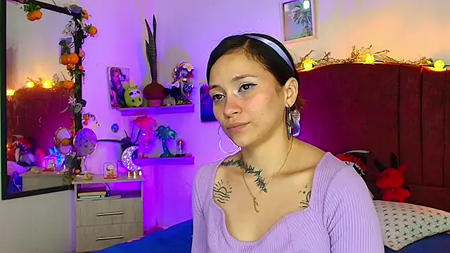 alisson_zafiro_'s Live XXX Chat