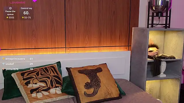 MoliQin Live XXX-chat