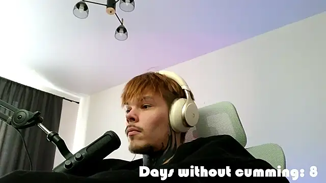 DENIS_HEREのライブXXXチャット