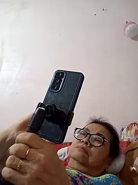 دردشة Hotestlove الجنسية المباشرة