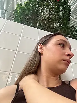 SashaCatt 即時 XXX 聊天