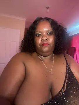 Chat +18 de Michyboldy ao vivo