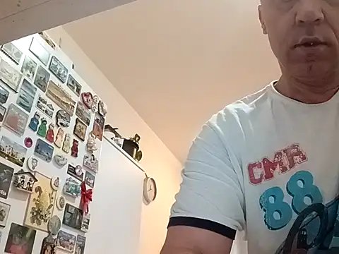 Czat XXX na żywo – Jahudka47