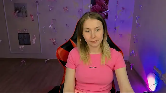 yourella Chat XXX live