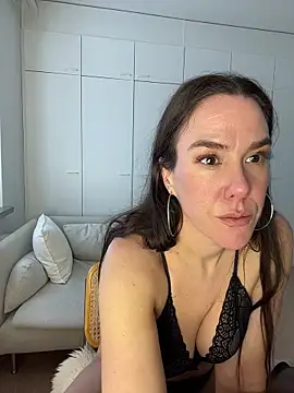 MilkyHoneyLullabies Live XXX-chat