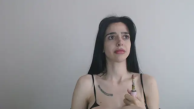 gglingerieeのライブXXXチャット