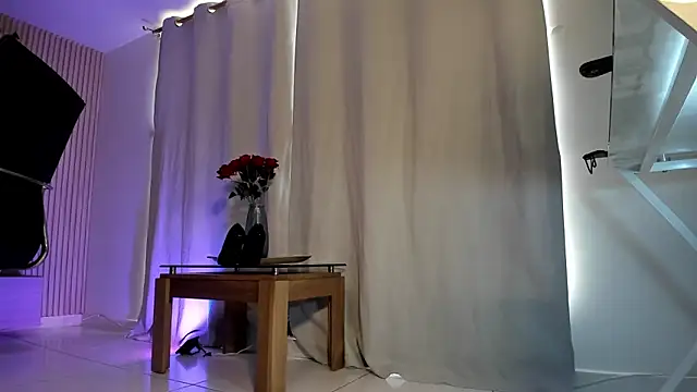 dalilaoficials1: απευθείας συνομιλία ΧΧΧ