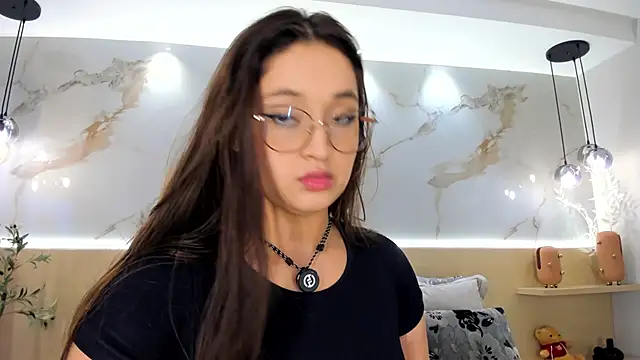 Czat XXX na żywo – MiaKay1